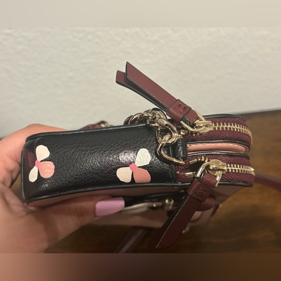 Kate Spade Pink Crossbody with Dog Motif - Picture 5 of 16